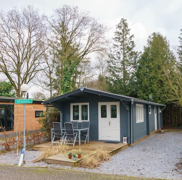 Gezellig Ingerichte Blokhut Op Een Rustig Park! Putten Eksteriør bilde