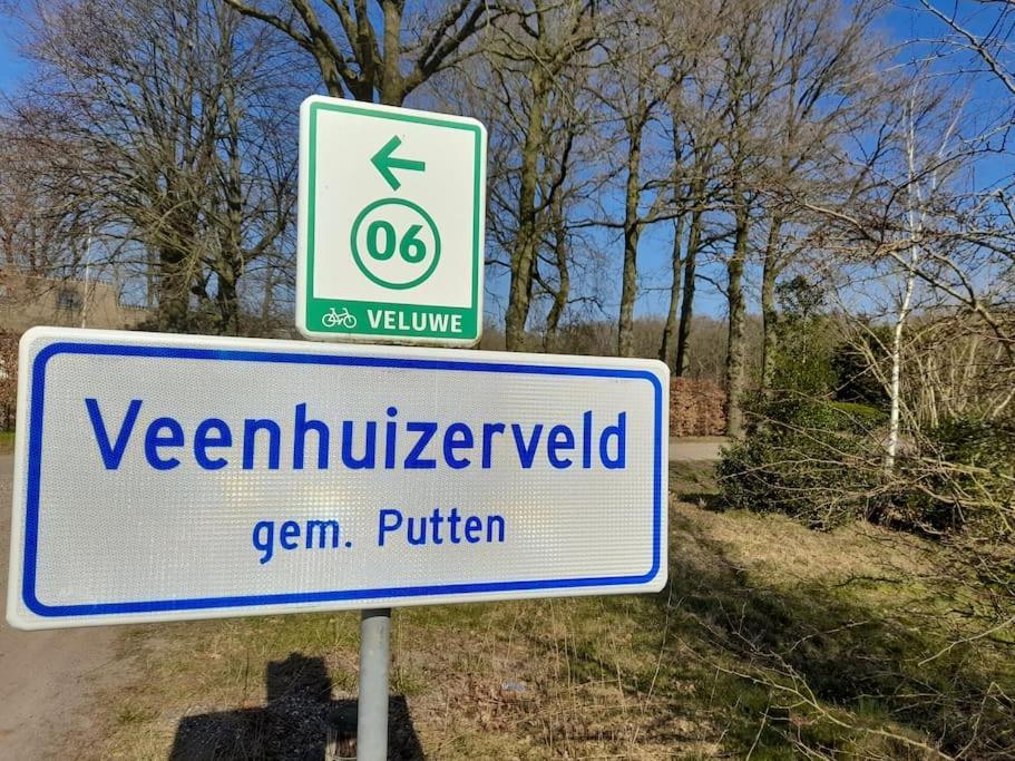 Gezellig Ingerichte Blokhut Op Een Rustig Park! Putten Eksteriør bilde